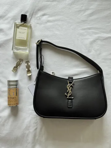 Saint Laurent Hobo Le 5 A 7 Leather Shoulder Bag in Black/Silver оригінальна коробка