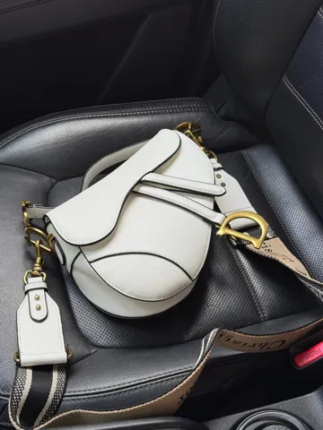 Dior Saddle Bag with Strap Milk Grained Calfskin [оригінальна коробка]